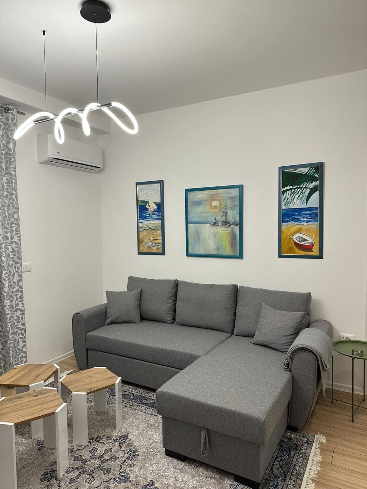 Apartament Lory Boutique *